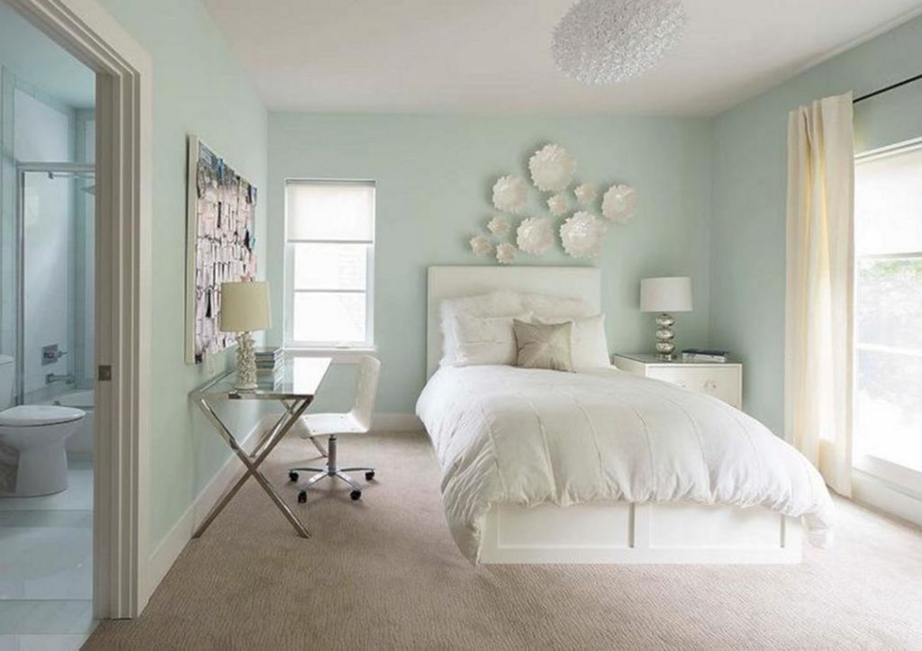 В какой цвет покрасить спальню: правила, советы, фото